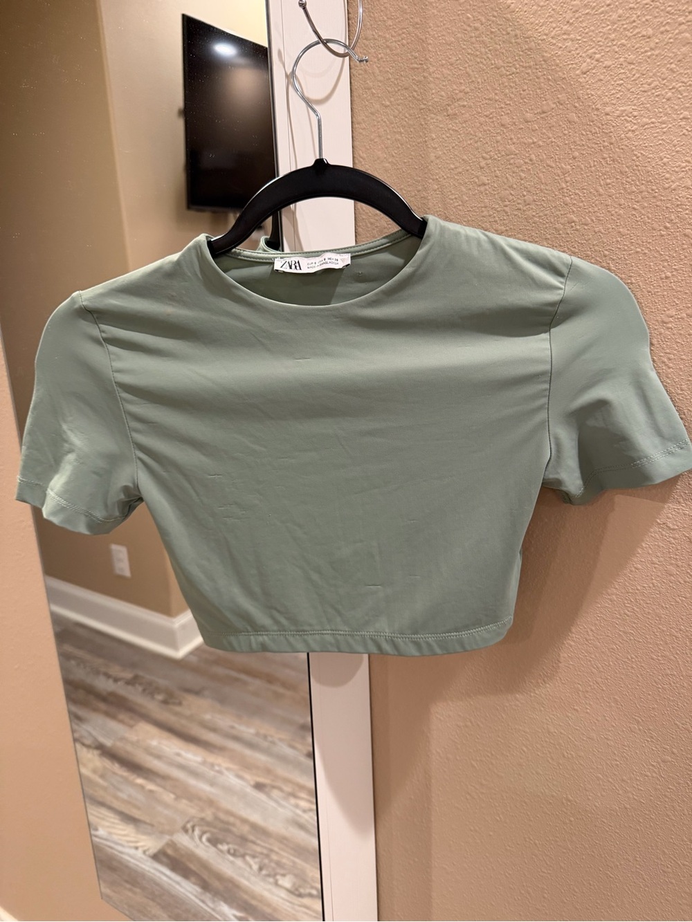Zara Light Sage Crewneck Cropped Tee